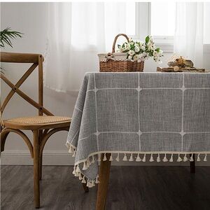 Grey table cloth with tassels
